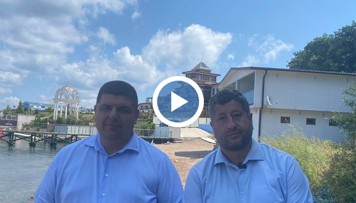 В пряко включване от “Росенец” точно една година след дебаркирането на плажа там, Иванов и Ивайло Мирчев потвърдиха основните червени линии за включване в бъдещо управление