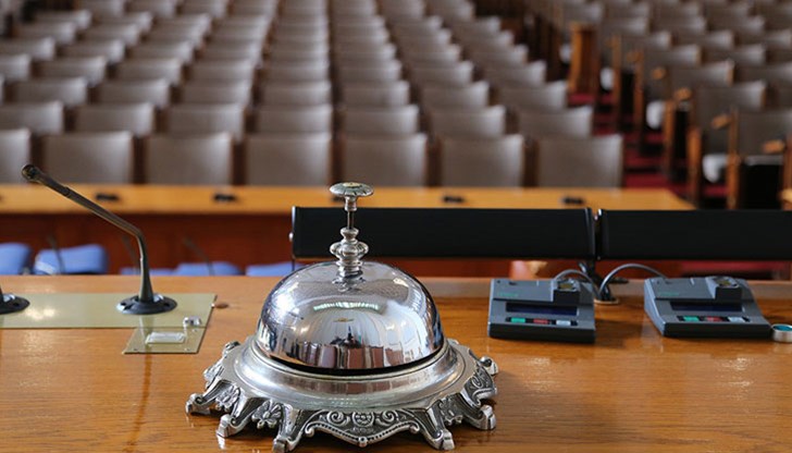 Новите депутати скоро ще прекрачат прага на Народното събрание