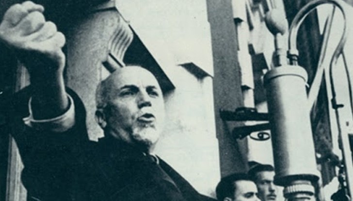 Някои наричат Димо Казасов Българският Фуше, други му викат Лъжливият Пинокио Някои наричат Димо Казасов Българският Фуше, други му викат Лъжливият Пинокио