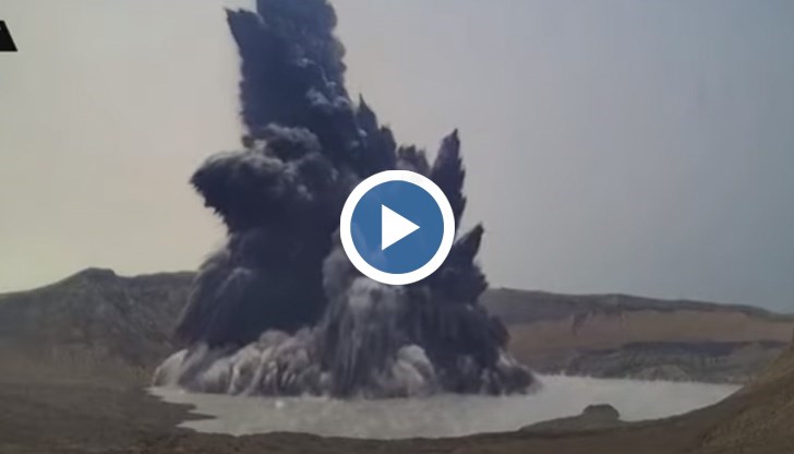 Вулканът Таал от няколко дни изригва серен диоксид