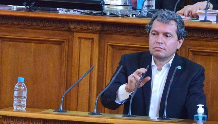 Дилов от своя страна не му остана длъжен