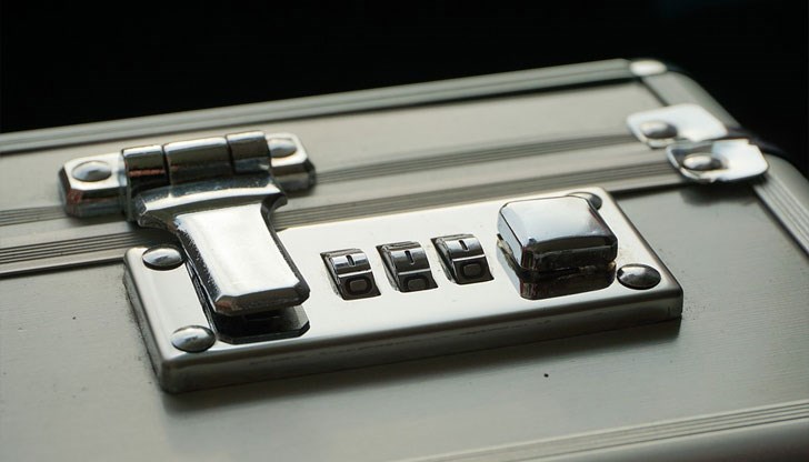 Фалшиви и манипулирани документи ще провокират скандали около имена, които ще се предлагат и обсъждат за бъдещото управление Фалшиви и манипулирани документи ще провокират скандали около имена, които ще се предлагат и обсъждат за бъдещото управление