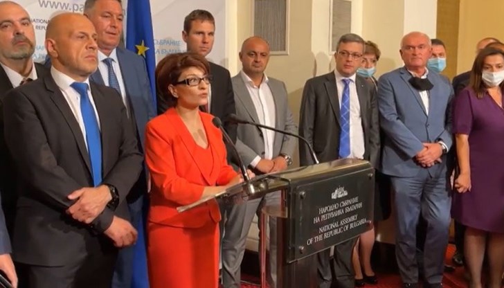 Бившият вътрешен министър Младен Маринов бе отхвърлен от участие във временна парламентарна комисия за разследване на полицейско насилие