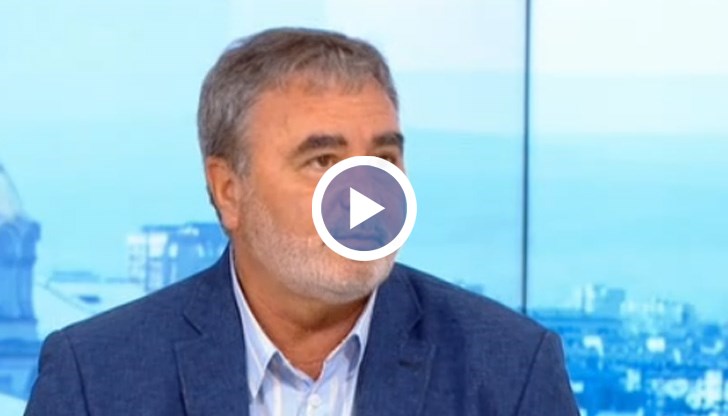 Трендът на заразени у нас се повишава, заяви експертът