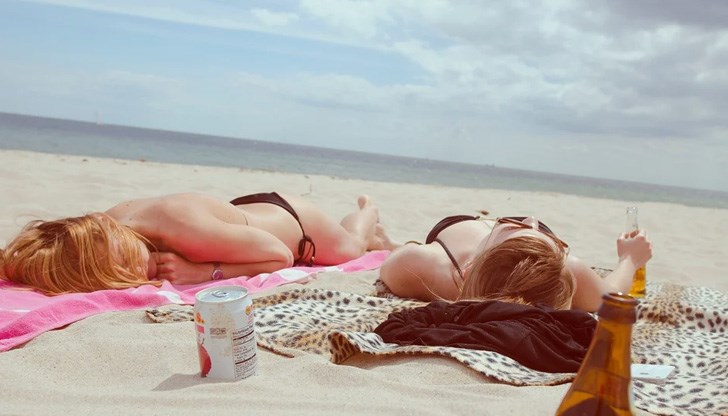 Туристите обаче масово пренебрегват препоръките на медиците и спасителите Туристите обаче масово пренебрегват препоръките на медиците и спасителите