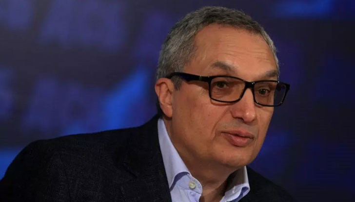 Николай Василев трябва да направи граждански избор дали да бъде кукла на конци Николай Василев трябва да направи граждански избор дали да бъде кукла на конци