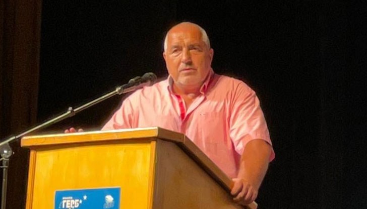 В последните дни той кара хората да се страхуват, говорейки им за репресии, за лагери, за това, че ще бъдат мачкани, бити, унижавани и т.н.