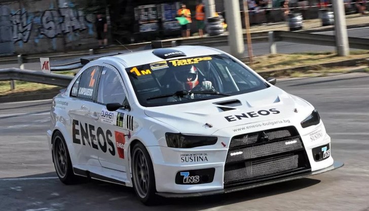 Той остави зад себе си Румен Киров и Илия Царски Той остави зад себе си Румен Киров и Илия Царски