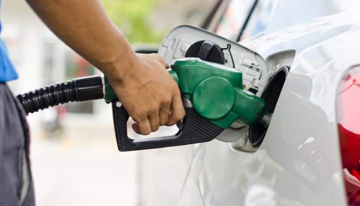 50 стoтинки гони увеличението в цените на горивата за последната година, очакват ръстът да продължи до края на лятото