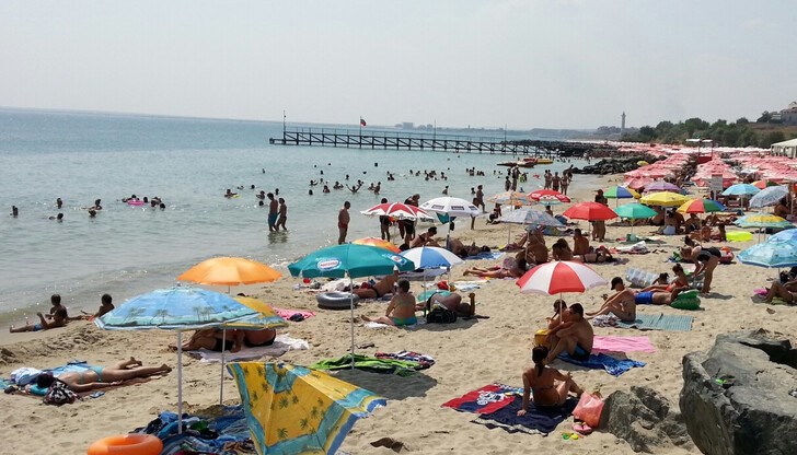 Страната ни в момента е в много изгодна позиция, защото е в зелената зона за пандемията от Ковид-19 Страната ни в момента е в много изгодна позиция, защото е в зелената зона за пандемията от Ковид-19