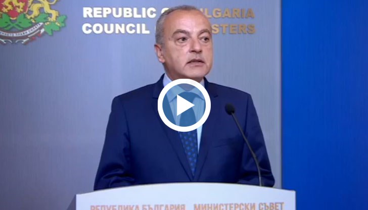 От 1 октомври всички пенсионери с доходи под линията на бедност, увери служебният министър