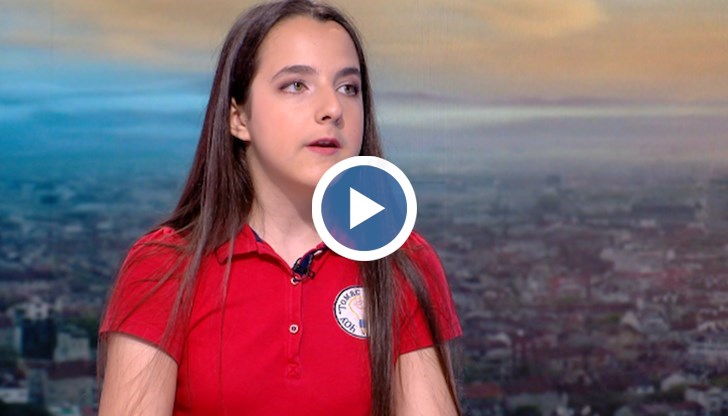 Лена Дипчикова е само на 13 години, но вече работи по проекти, свързани с НАСА и ЦЕРН