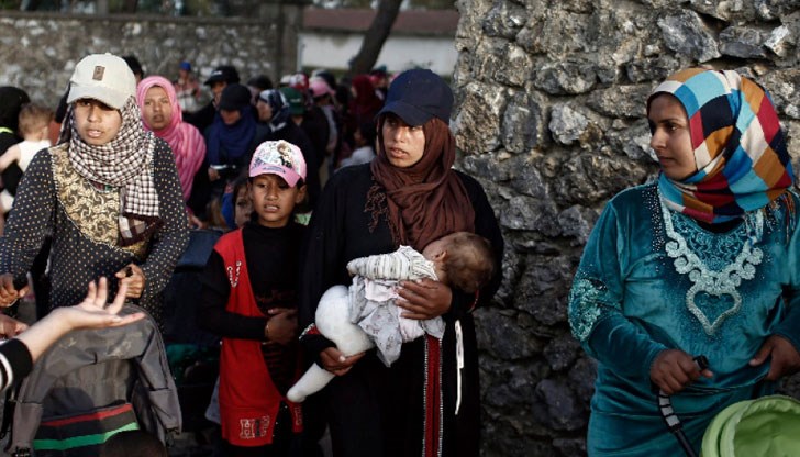 С тъга наблюдаваме отношението към имигрантите в Беломорието и Средиземно море и как човечеството не им оказва хуманитарна подкрепа, отбеляза Фуат Октай