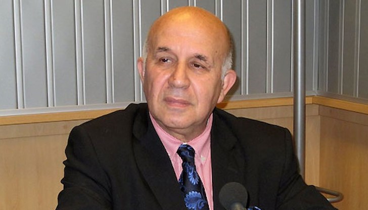 Създаването на партия ИТН е чисто автентичен акт, смята проф. Денчев