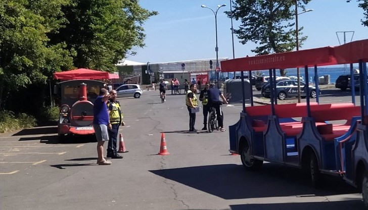Влакчето е спряно тази вечер след сигнал, че криволичи с несъобразена скорост /Снимката е илюстративна/ Влакчето е спряно тази вечер след сигнал, че криволичи с несъобразена скорост /Снимката е илюстративна/