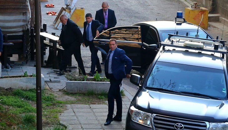 Ако се приеме поправката на ИБГНИ, коли на НСО няма да има още за конституционните съдии, столичния кмет и зам.-председателите на Народното събрание Ако се приеме поправката на ИБГНИ, коли на НСО няма да има още за конституционните съдии, столичния кмет и зам.-председателите на Народното събрание