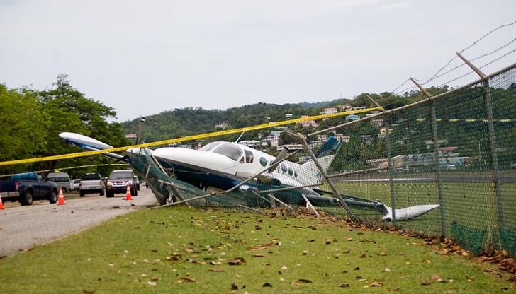 Трима души загинаха при катастрофа на малък самолет в Югозападна Германия