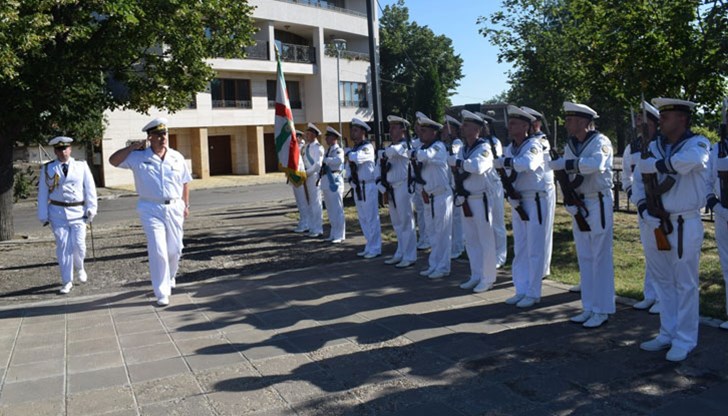 Традицията честванията да започват от Русе датира от далечната 1956 година Традицията честванията да започват от Русе датира от далечната 1956 година