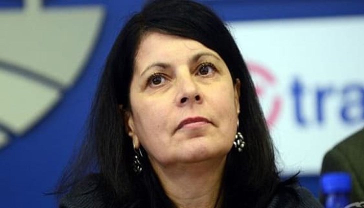 Заплашват ги с уволнение и прекратяване на специализациите им