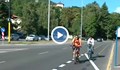 Колоездачи се движат в насрещното в София заради абсурдна велоалея
