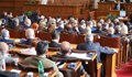 Депутатите решават дали да си намалят заплатите тройно