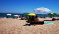 Мъже от шуменско и разградско крадат чадъри и хавлии от плаж край Варна