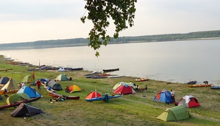 В неделя (15 август) участниците ще се отправят към Видин, където ще разположат своя лагер до крепостта "Баба Вида"