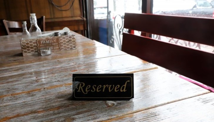 Нито една заповед не е адекватна, коментира той Нито една заповед не е адекватна, коментира той