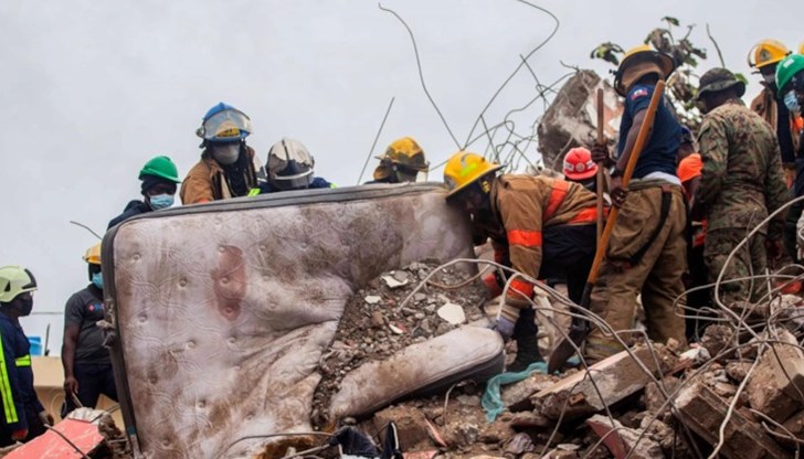 Бурята "Грейс" заплашва да причини още разрушения