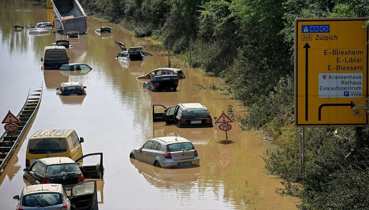 Глобалното затопляне прави катастрофалните наводнения, като тези в Германия и Белгия, по-вероятни, твърдят учени