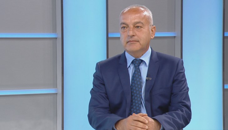 Социалната пенсия ще нарасне с 14.3%, минималната пенсия ще нарасне с 13.3%, максималната пенсия ще бъде ограничена с таван до 1 500 лв Социалната пенсия ще нарасне с 14.3%, минималната пенсия ще нарасне с 13.3%, максималната пенсия ще бъде ограничена с таван до 1 500 лв