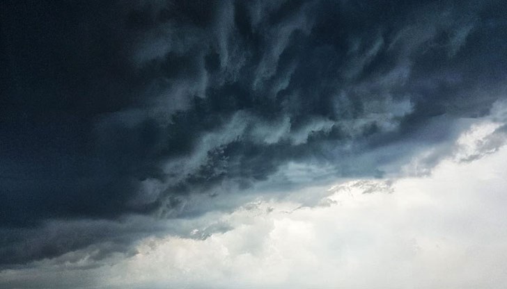 В Дунавската равнина ще бъде опасно ветровито В Дунавската равнина ще бъде опасно ветровито