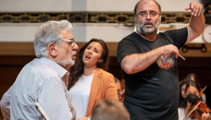 Големият тенор пристигна за участие в оперен спектакъл пред храм-паметник „Свети Александър Невски“ в българската столица