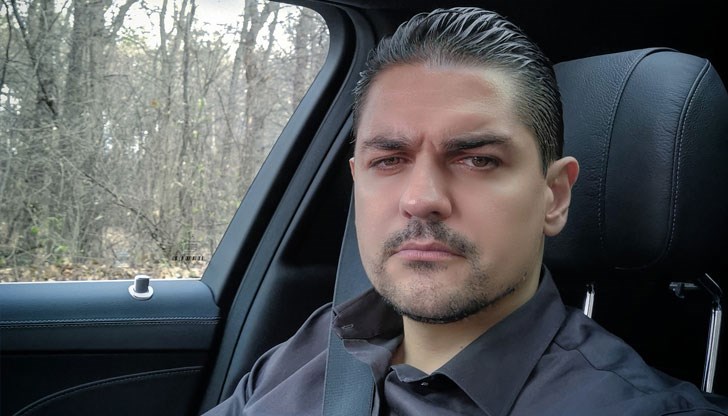 Никой, никога не може да бъде по-истински от него Никой, никога не може да бъде по-истински от него