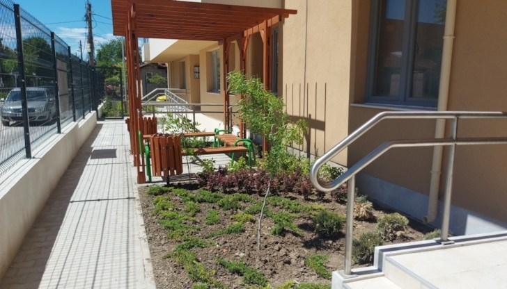 Предстои Община Русе да обяви условията, на които трябва да отговарят гражданите, за да могат да се възползват от посочените социални услуги Предстои Община Русе да обяви условията, на които трябва да отговарят гражданите, за да могат да се възползват от посочените социални услуги