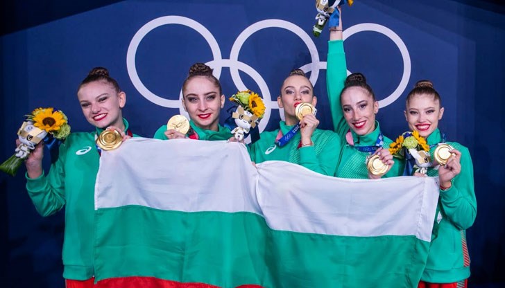 Перфектната координация на момичетата им помогна да спечелят злато в многобоя по художествена гимнастика