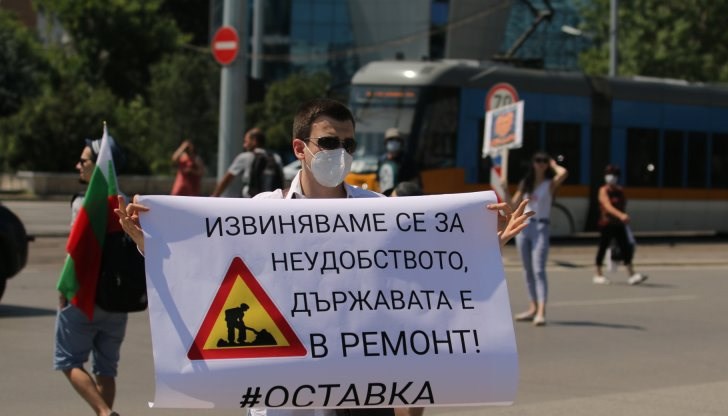 Узряването ще бъде бавно, тепърва ще се учим на демокрация