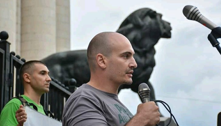 Той подпомагаше с усилия и експертиза БОЕЦ