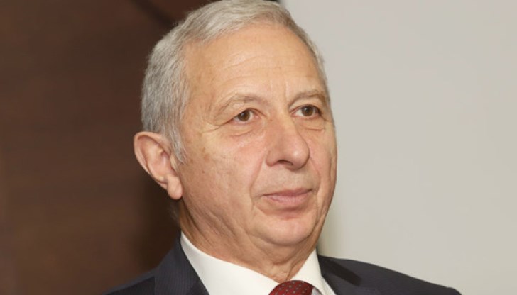 Следователно ще се отиде към следващата политическа сила - ГЕРБ“, обясни Герджиков следващите стъпки Следователно ще се отиде към следващата политическа сила - ГЕРБ“, обясни Герджиков следващите стъпки