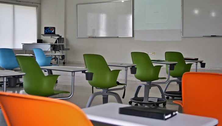 Присъственото обучение на децата все повече e под въпрос