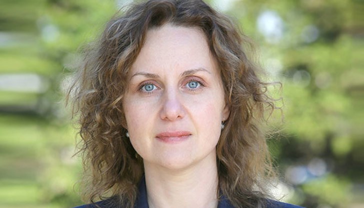 Катя Панева изрази надежда, че "Има такъв народ" ще размислят и ще подкрепят правителство с третия мандат Катя Панева изрази надежда, че "Има такъв народ" ще размислят и ще подкрепят правителство с третия мандат