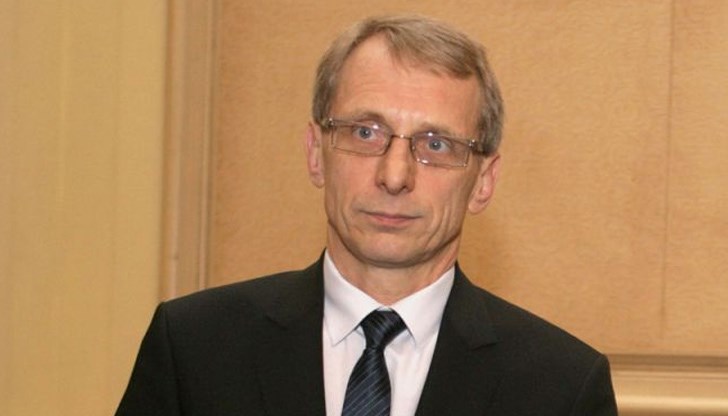 Министърът на образованието изтъкна, че от принципа „парите следват ученика“ трябва да преминем към принципа „парите следват качеството“