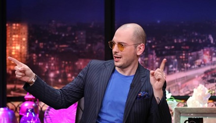 Водещият шоумен от БТВ Николаос Цитиридис коментира предшественика си Слави Трифонов Водещият шоумен от БТВ Николаос Цитиридис коментира предшественика си Слави Трифонов