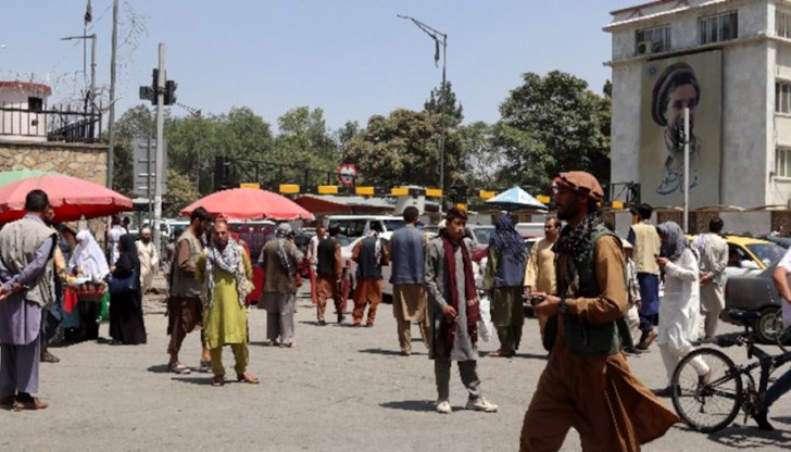 Очаква се президента Ашраф Гани да напусне кабинета си през следващите няколко часа