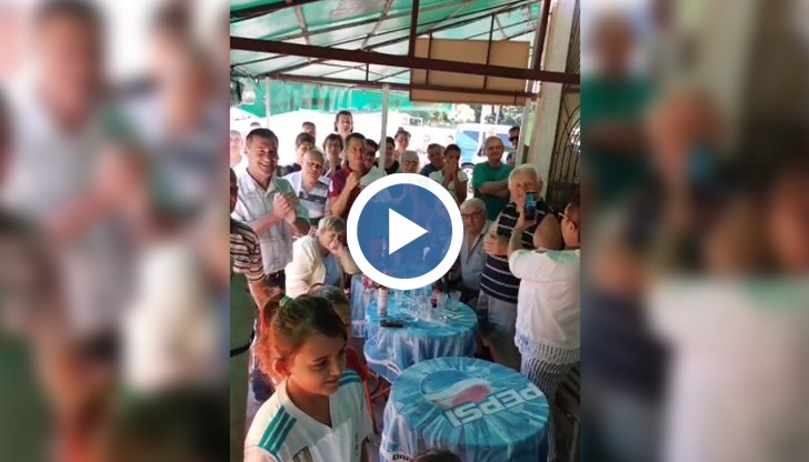 Вълнението на хората в родното място на Стойка Кръстева е неописуемо