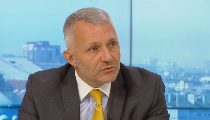 Това, че под колоните на МС се случва престъпление, явно не касае НСО по никакъв повод Това, че под колоните на МС се случва престъпление, явно не касае НСО по никакъв повод