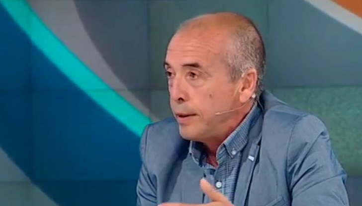 Инфекционистът е на мнение, че децата не бива да се ваксинират срещу Ковид-19