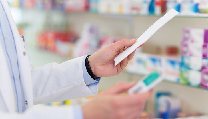 Тантанг Джао е продал 125 официални ваксинационни карти за по 10 долара