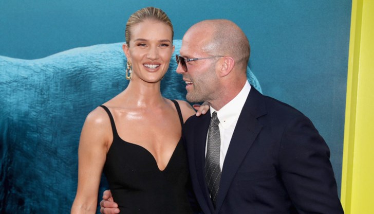 Екшън звездата и красивата моделка вече има син - Джак Оскар Стейтъм