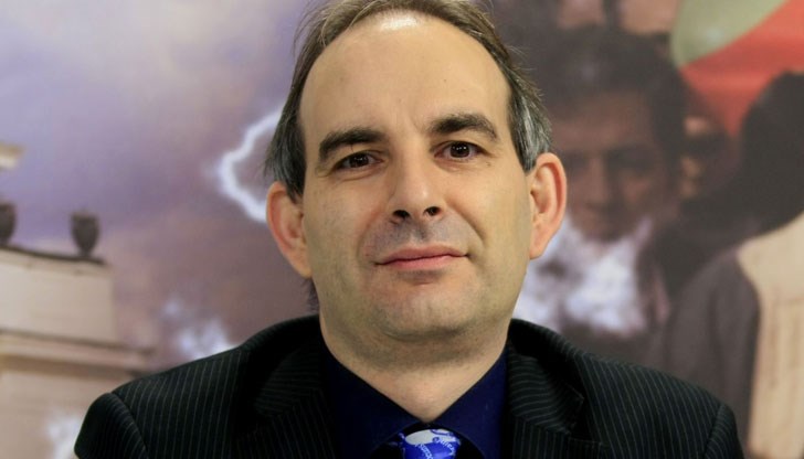 Политиката у нас е махленска борба за постове